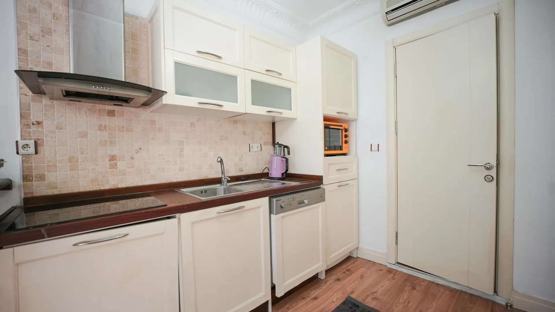 Taksim Inci Apartment Istanbul 0*,  Turkey